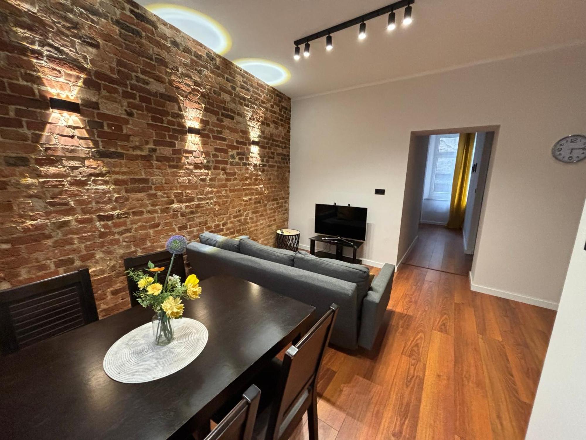 Kk Apartament Marszalkowski Bytom Exteriér fotografie